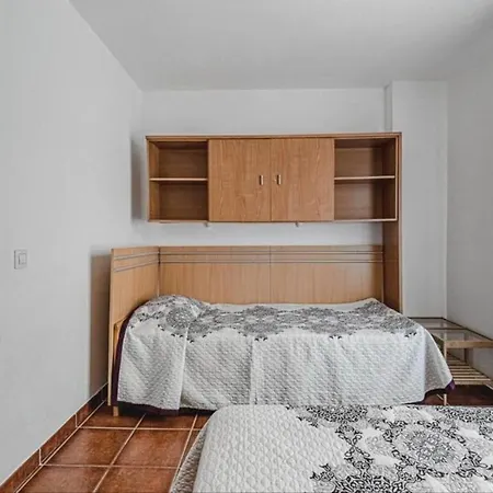 Comfy Duplex For Family Vacations Hébergement de vacances *