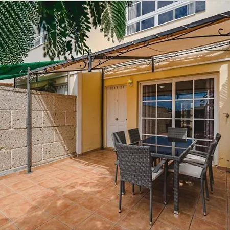 Dom wakacyjny Comfy Duplex For Family Vacations *