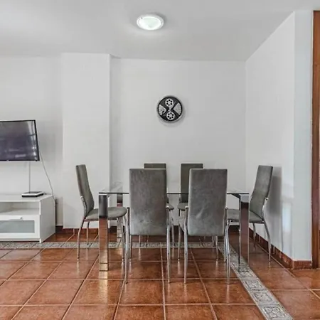 Dom wakacyjny Comfy Duplex For Family Vacations Callao Salvaje